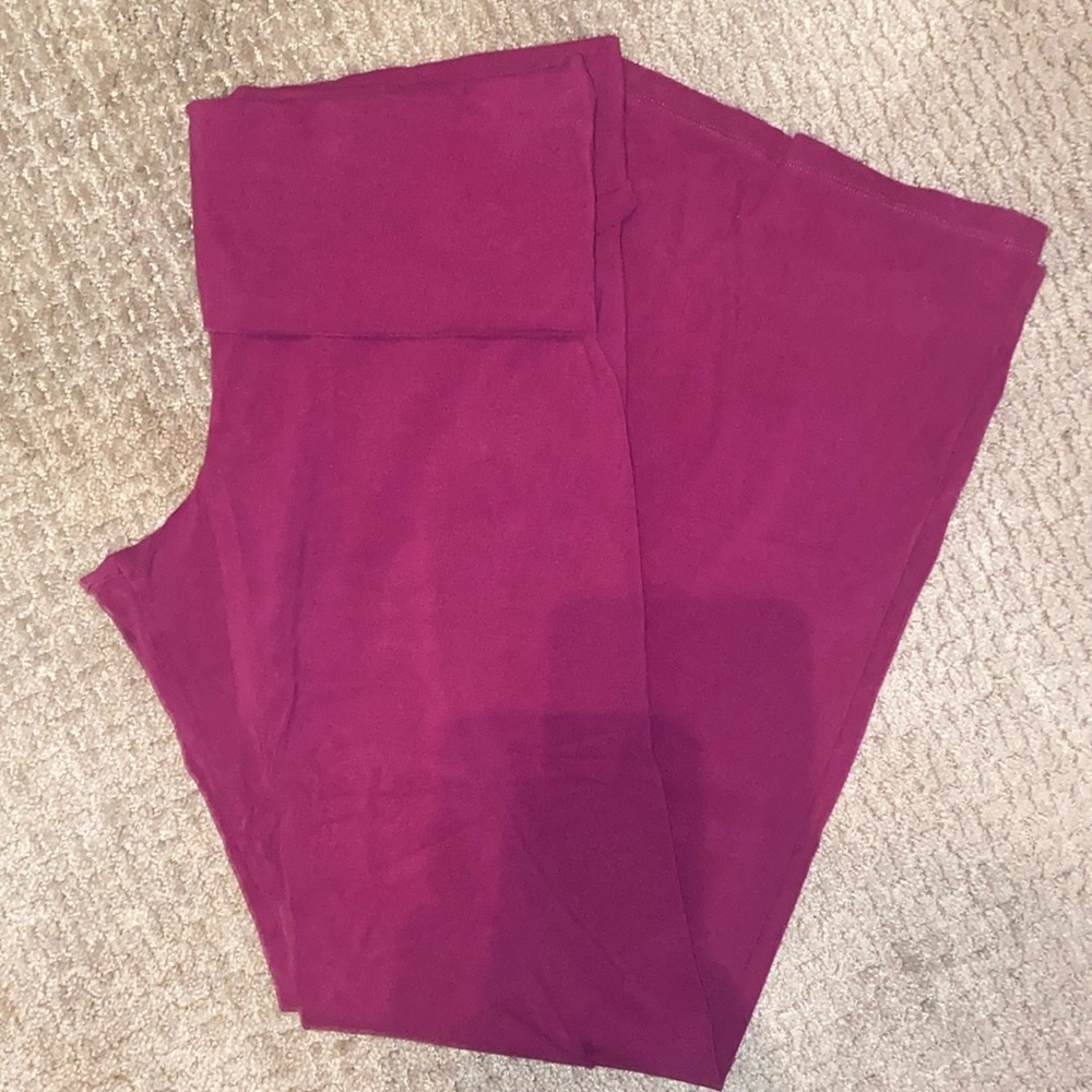 VS Pink flare pants